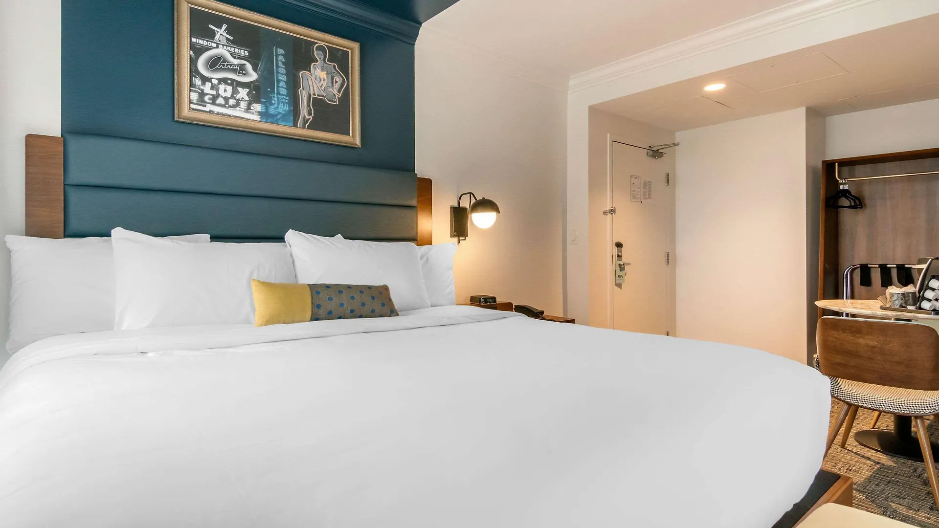 Hotel Belmont Vancouver Mgallery